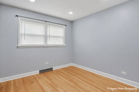 Tiny photo for 1320 Glenwood Avenue, Waukegan, IL 60085 (MLS # 12643411)