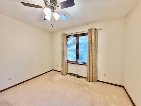 Tiny photo for 4685 High Point Drive #17, Rockford, IL 61114 (MLS # 12507473)