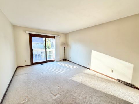 Tiny photo for 4685 High Point Drive #17, Rockford, IL 61114 (MLS # 12507473)