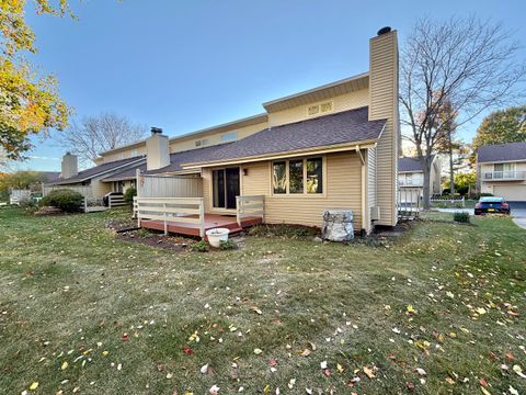 Tiny photo for 4685 High Point Drive #17, Rockford, IL 61114 (MLS # 12507473)