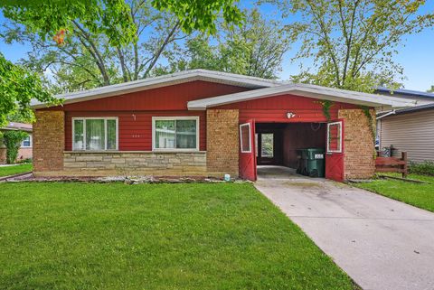 Photo of 323 Shawnee Street, Park Forest, IL 60466 (MLS # 12480537)