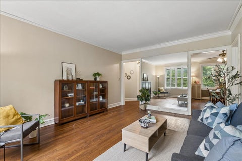 Tiny photo for 1214 Central Street #1N, Evanston, IL 60201 (MLS # 12735900)