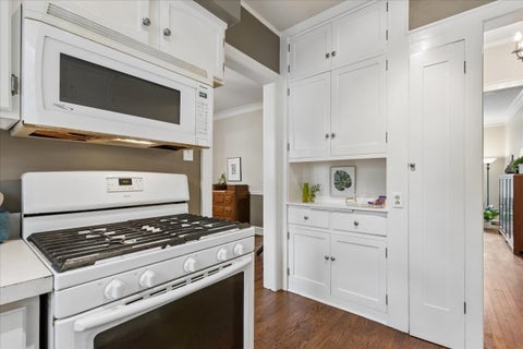 Tiny photo for 1214 Central Street #1N, Evanston, IL 60201 (MLS # 12735900)