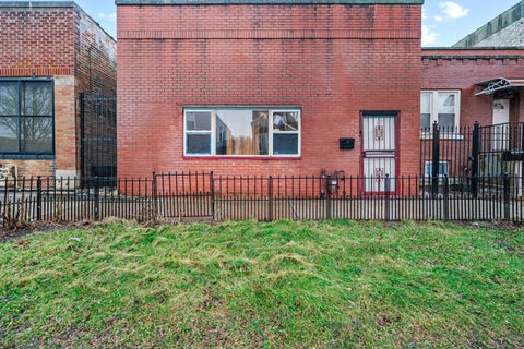 Photo of 4303 W Cortez Street, Chicago, IL 60651 (MLS # 12632624)