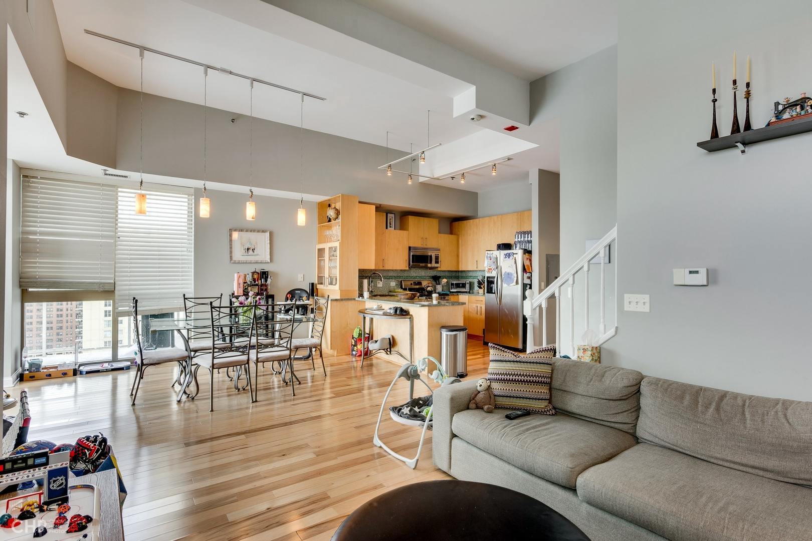 230 W division Street 1506