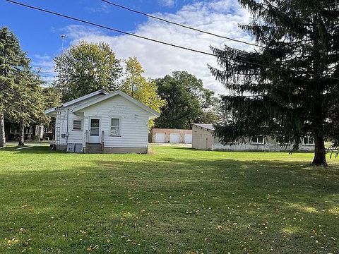 Tiny photo for 11 Lehigh Avenue, Oglesby, IL 61348 (MLS # 12556306)
