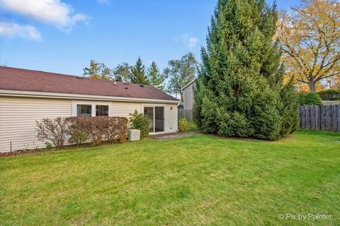 Tiny photo for 7108 Granada Lane #280, Fox Lake, IL 60020 (MLS # 12495081)