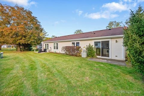 Tiny photo for 7108 Granada Lane #280, Fox Lake, IL 60020 (MLS # 12495081)