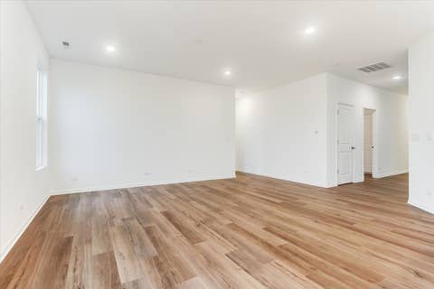 Tiny photo for 748 Alberta Avenue, Oswego, IL 60543 (MLS # 12664524)
