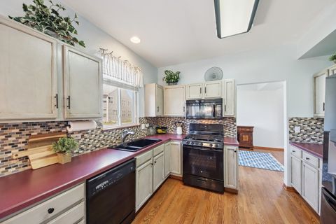 Tiny photo for 39222 N Ogden Lane, Beach Park, IL 60083 (MLS # 12613401)