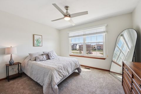 Tiny photo for 39222 N Ogden Lane, Beach Park, IL 60083 (MLS # 12613401)