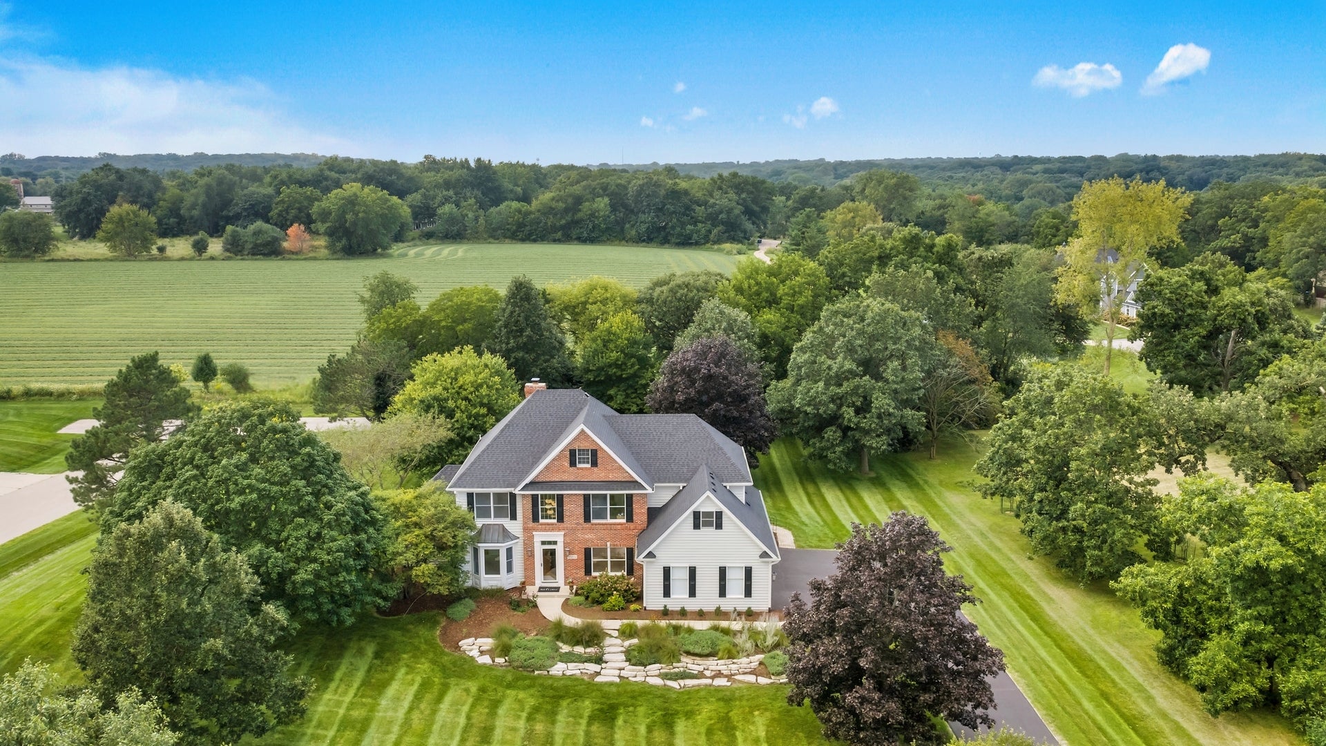 4N934 Forest Trail Drive