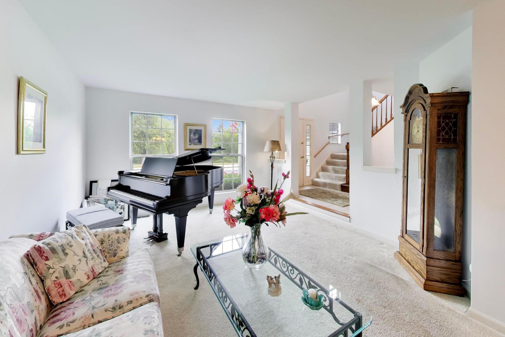 580 SYCAMORE Circle