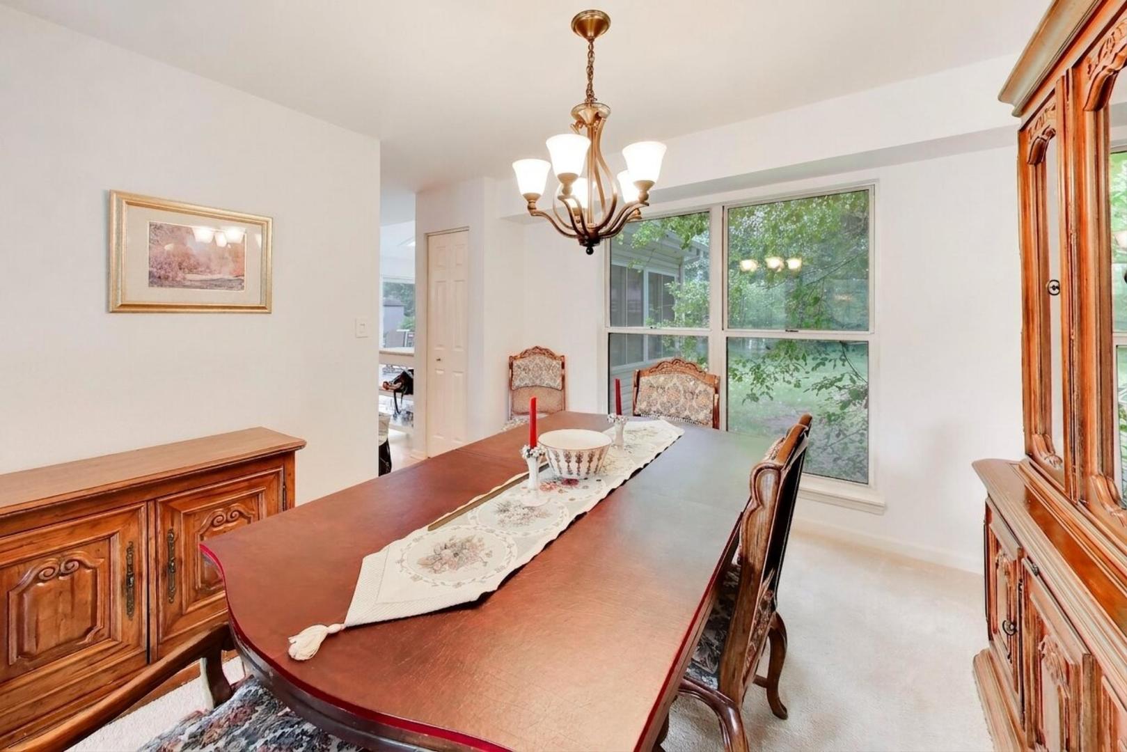 580 SYCAMORE Circle