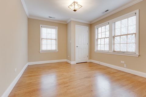 Tiny photo for 9 S Ridge Avenue, Arlington Heights, IL 60005 (MLS # 12624447)