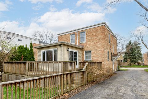 Tiny photo for 9 S Ridge Avenue, Arlington Heights, IL 60005 (MLS # 12624447)
