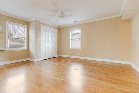 Tiny photo for 9 S Ridge Avenue, Arlington Heights, IL 60005 (MLS # 12624447)