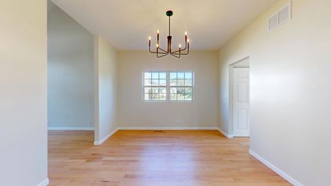 Tiny photo for 435 5th Street, Wheeling, IL 60090 (MLS # 12465743)