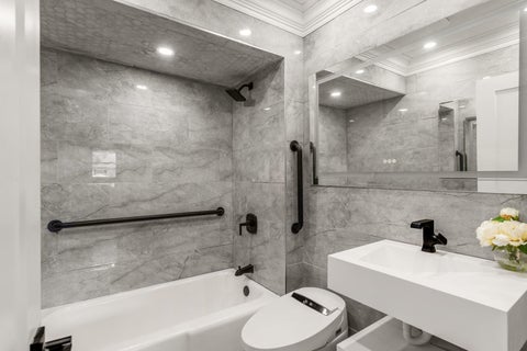 Tiny photo for 1010 W Elm Street, Palatine, IL 60067 (MLS # 12655196)