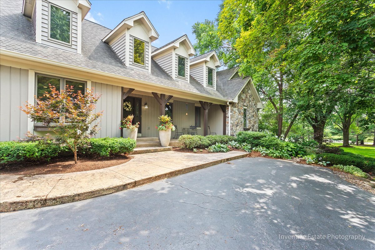 6N729 Old Homestead Road