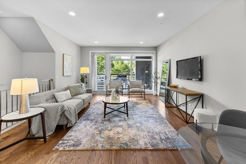 Tiny photo for 1217 N California Avenue #1W, Chicago, IL 60622 (MLS # 12489326)