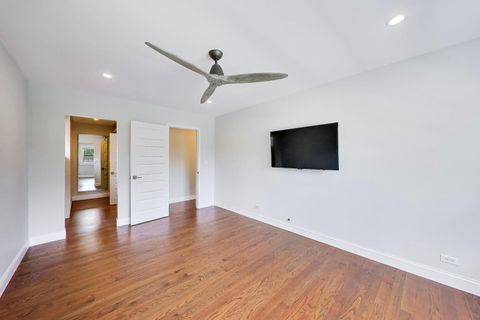 Tiny photo for 504 W Berkley Drive, Arlington Heights, IL 60004 (MLS # 12610720)