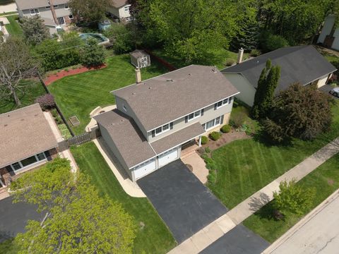 Tiny photo for 504 W Berkley Drive, Arlington Heights, IL 60004 (MLS # 12610720)