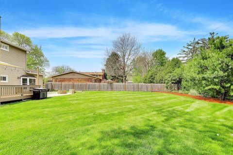 Tiny photo for 504 W Berkley Drive, Arlington Heights, IL 60004 (MLS # 12610720)