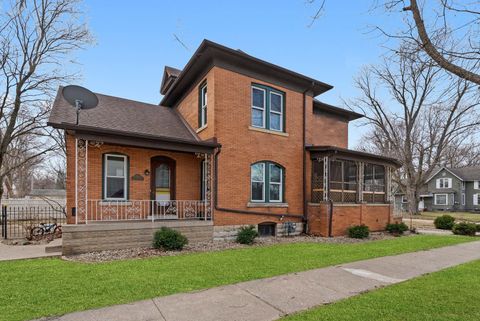 Tiny photo for 516 Catherine Street, Ottawa, IL 61350 (MLS # 12548356)