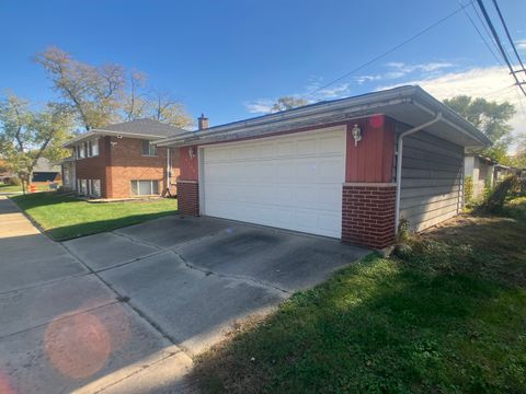 Tiny photo for 14700 Avalon Avenue, Dolton, IL 60419 (MLS # 12511254)