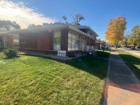 Tiny photo for 14700 Avalon Avenue, Dolton, IL 60419 (MLS # 12511254)