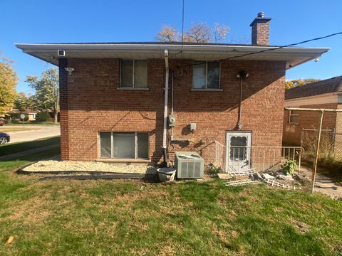 Tiny photo for 14700 Avalon Avenue, Dolton, IL 60419 (MLS # 12511254)
