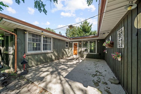 Tiny photo for 804 Mchugh Road, Yorkville, IL 60560 (MLS # 12752132)