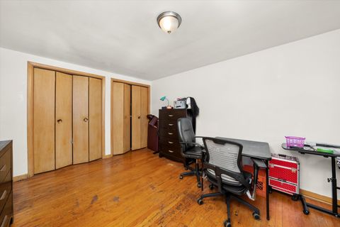 Tiny photo for 1012 E 159th Place, South Holland, IL 60473 (MLS # 12508914)