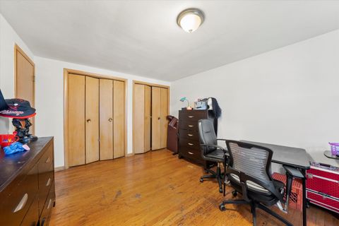 Tiny photo for 1012 E 159th Place, South Holland, IL 60473 (MLS # 12508914)