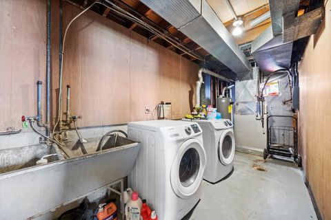 Tiny photo for 1012 E 159th Place, South Holland, IL 60473 (MLS # 12508914)