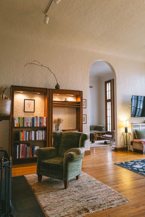 Tiny photo for 480 Sheridan Road #3, Evanston, IL 60202 (MLS # 12595000)