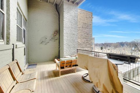 Tiny photo for 480 Sheridan Road #3, Evanston, IL 60202 (MLS # 12595000)