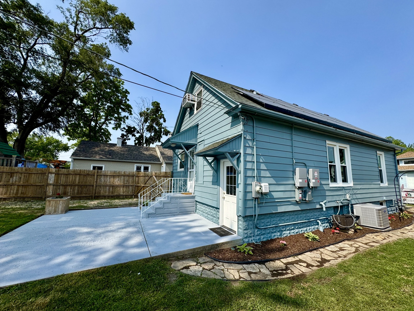 1021 Oakland Avenue
