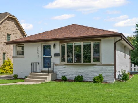127 Elm Street Glenview IL 60025
