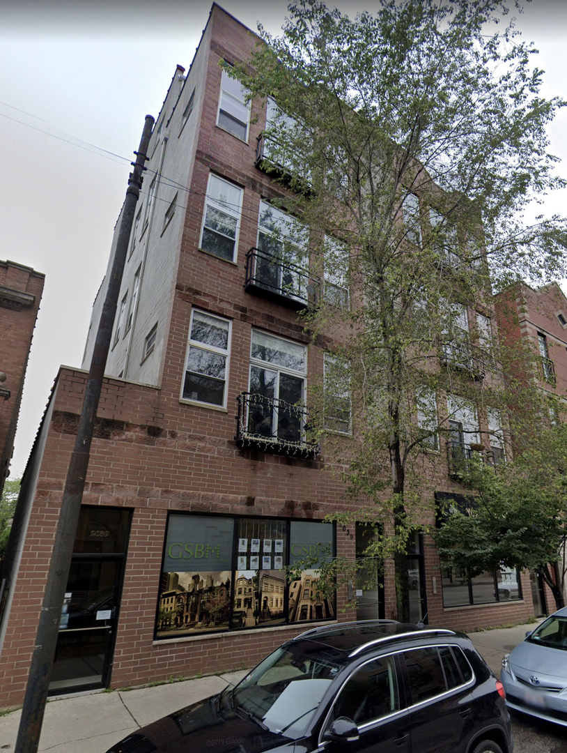 Photo 1 of 8 — 2039 W Belmont Avenue 1E, Chicago, IL 60618