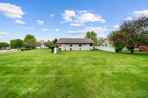 Tiny photo for 6642 Sawgrass Drive #2, Rockford, IL 61114 (MLS # 12638957)