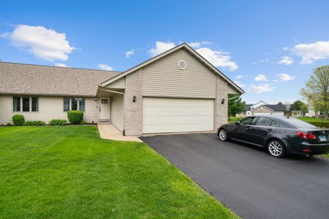 Photo of 6642 Sawgrass Drive #2, Rockford, IL 61114 (MLS # 12638957)