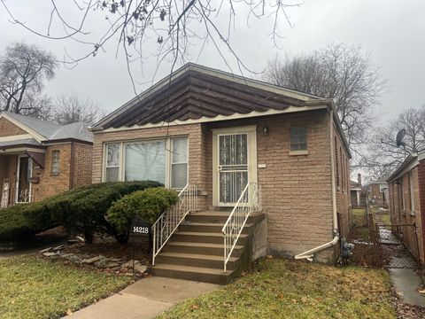 Tiny photo for 14218 S Wallace Avenue, Riverdale, IL 60827 (MLS # 12580682)