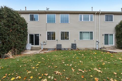 Tiny photo for 373 Evergreen Circle, Glendale Heights, IL 60139 (MLS # 12502785)