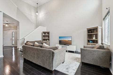 Tiny photo for 373 Evergreen Circle, Glendale Heights, IL 60139 (MLS # 12502785)