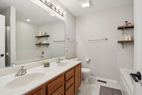 Tiny photo for 373 Evergreen Circle, Glendale Heights, IL 60139 (MLS # 12502785)