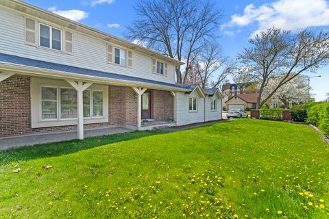 861 Saxon Place Buffalo Grove IL 60089