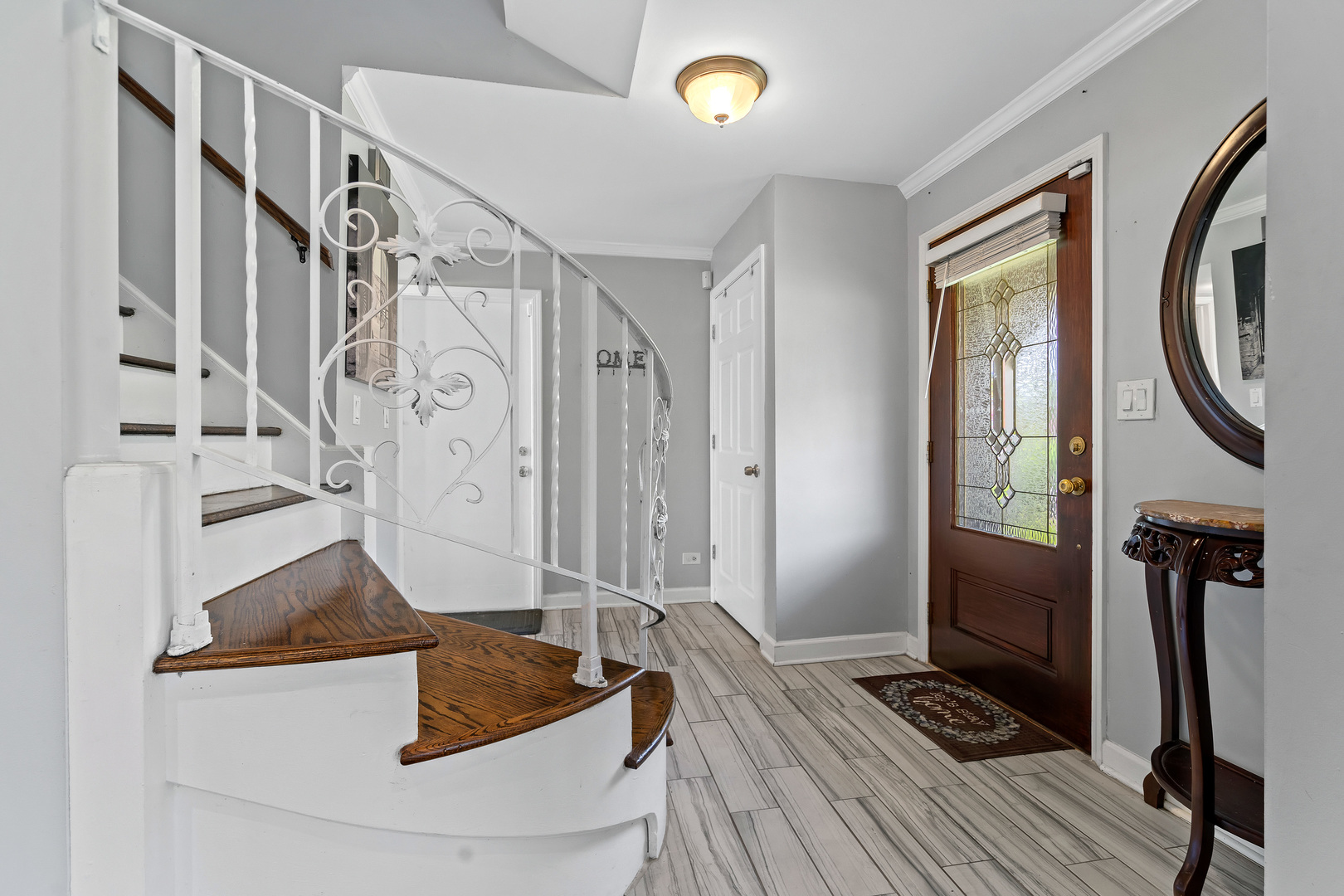 861 Saxon Place