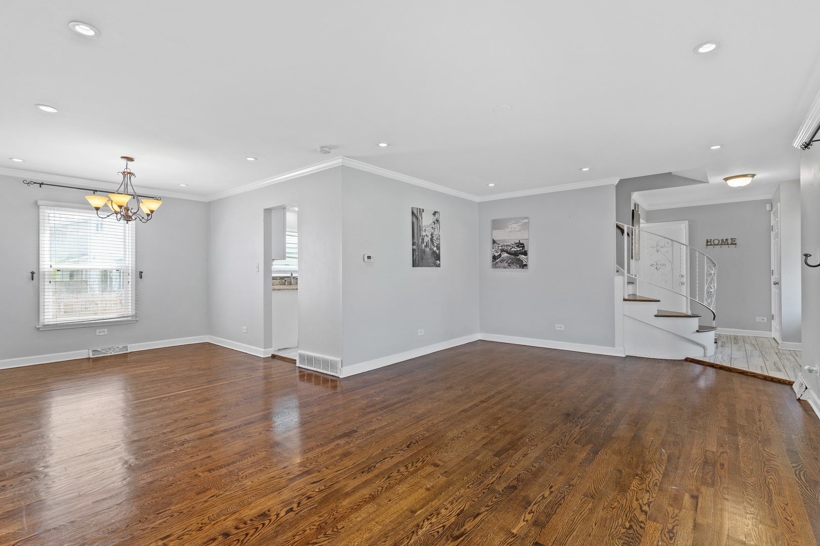 861 Saxon Place